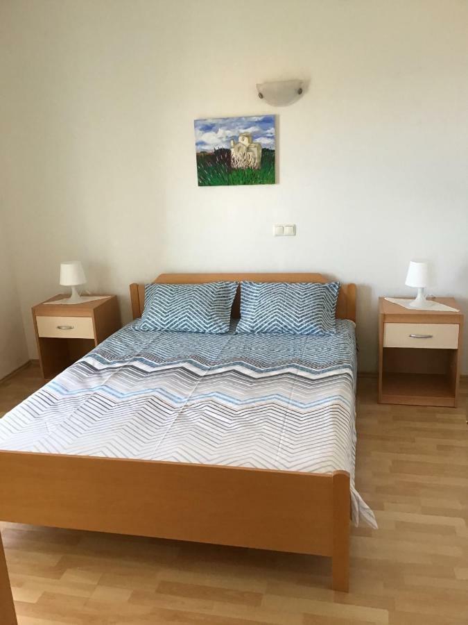 Paras Zecevo Exterior photo